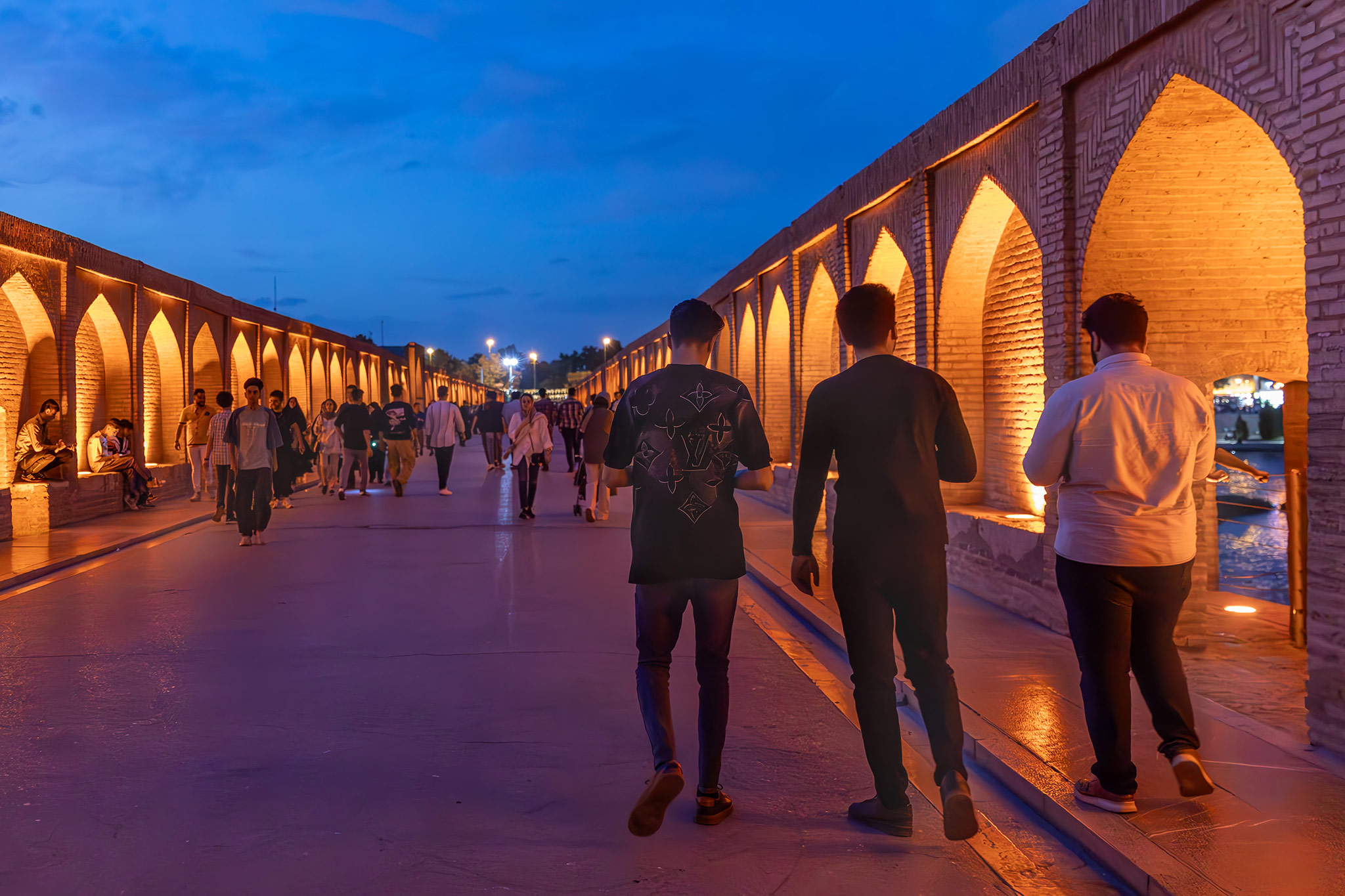 Si-o-se-pol Bridge, Isfahan